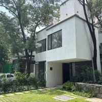 CASA CRUZ VERDE