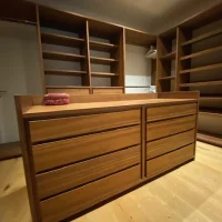 walking closet principal 2
